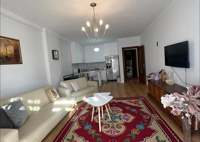 דירה Akuena Center